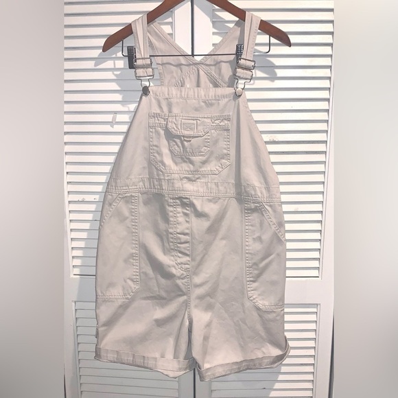 Vintage Khaki Short Overalls Cream size Large - Picture 1 of 11